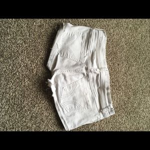 White Hollister shorts